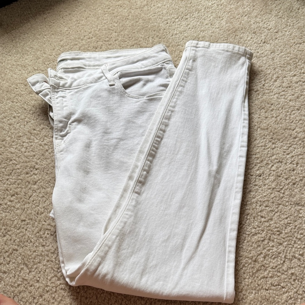 White Old Navy Rockstar Jeans size 14